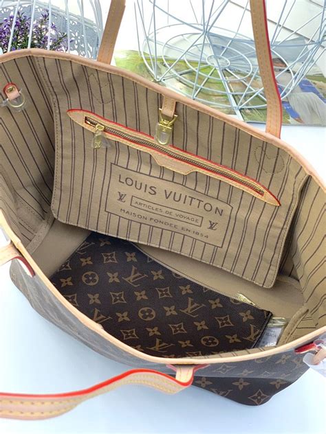 louis vuitton articles de voyage prezzo|louis vuitton 1854 neverfull.